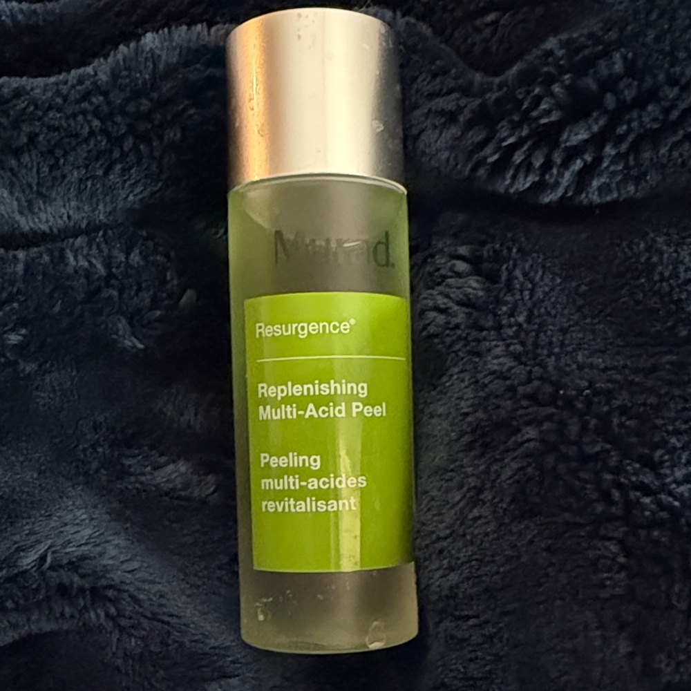 New unopened bottle Murad Silver and Green Multi-Acid Peel